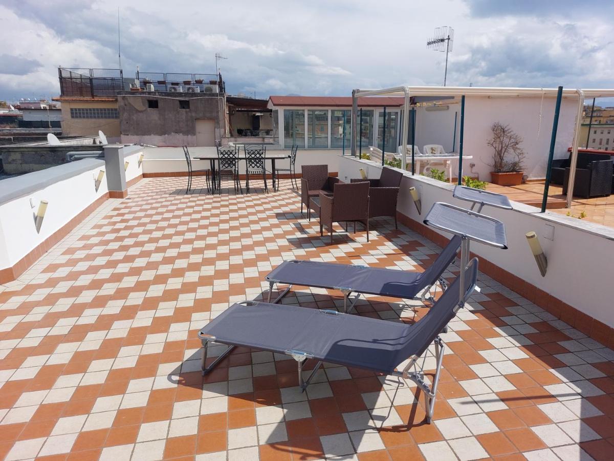 Apartament Raggio Di Sole Neapol Zewnętrze zdjęcie