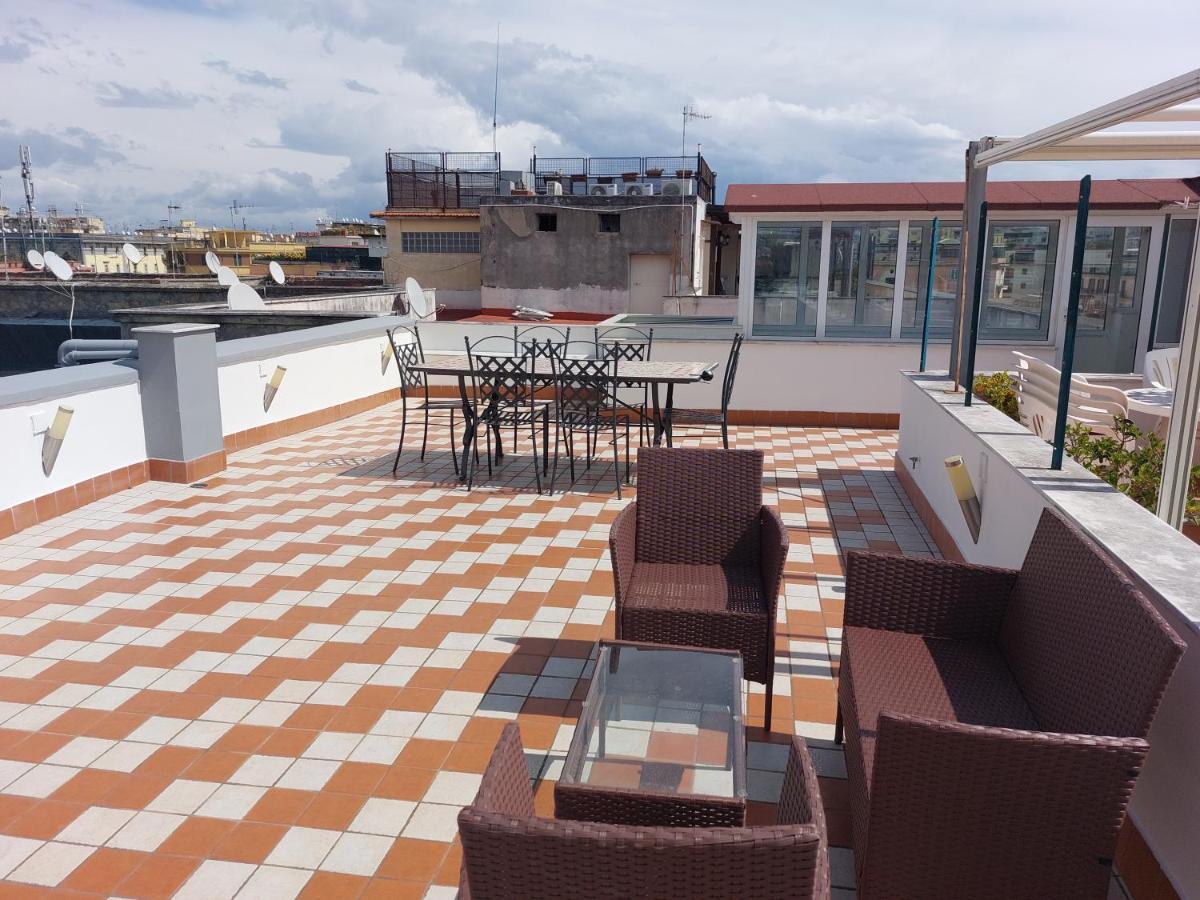 Apartament Raggio Di Sole Neapol Zewnętrze zdjęcie