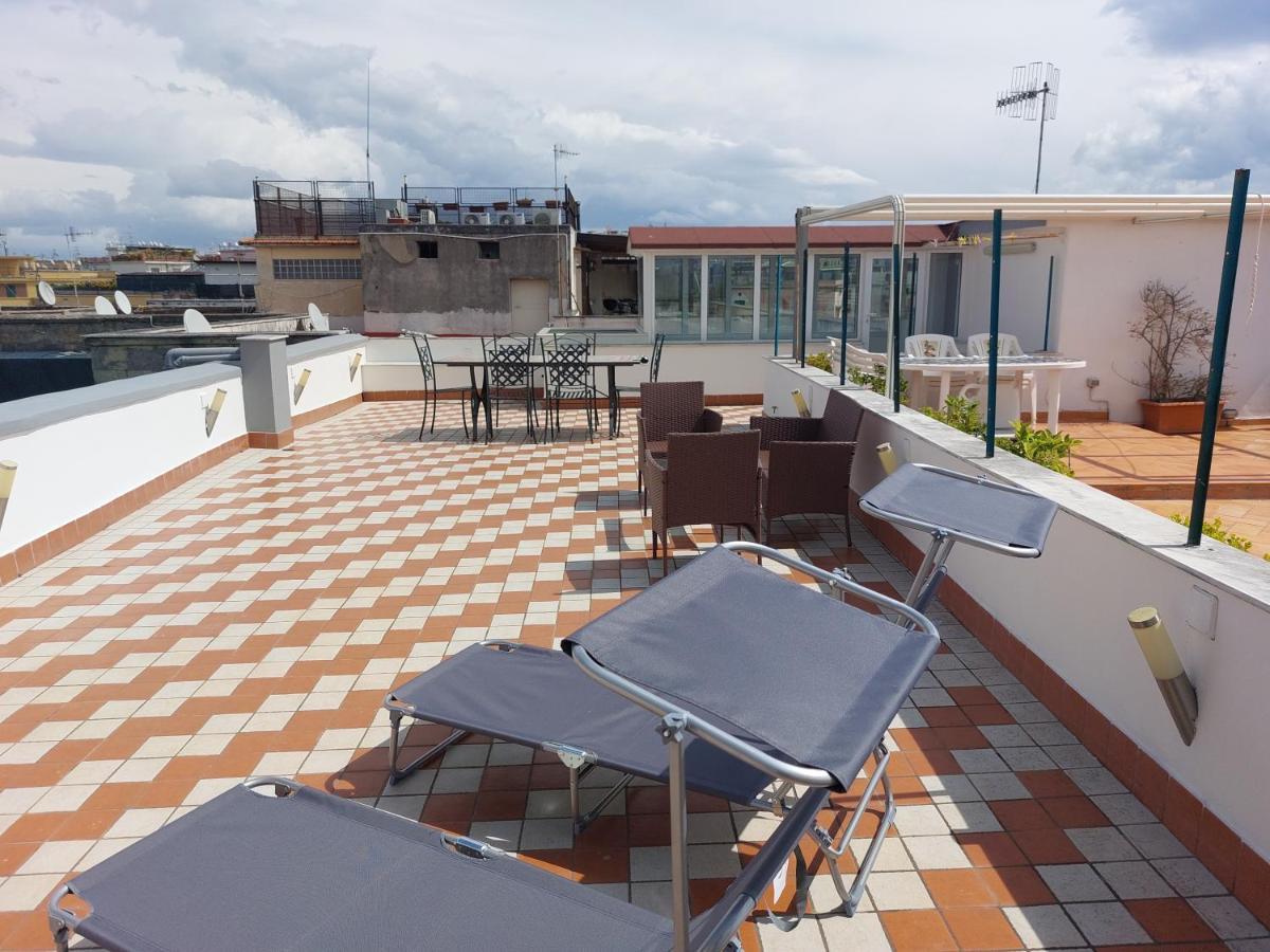 Apartament Raggio Di Sole Neapol Zewnętrze zdjęcie